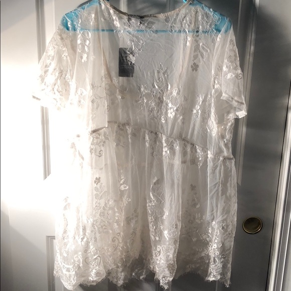 Torrid lace shirt - Picture 5 of 6